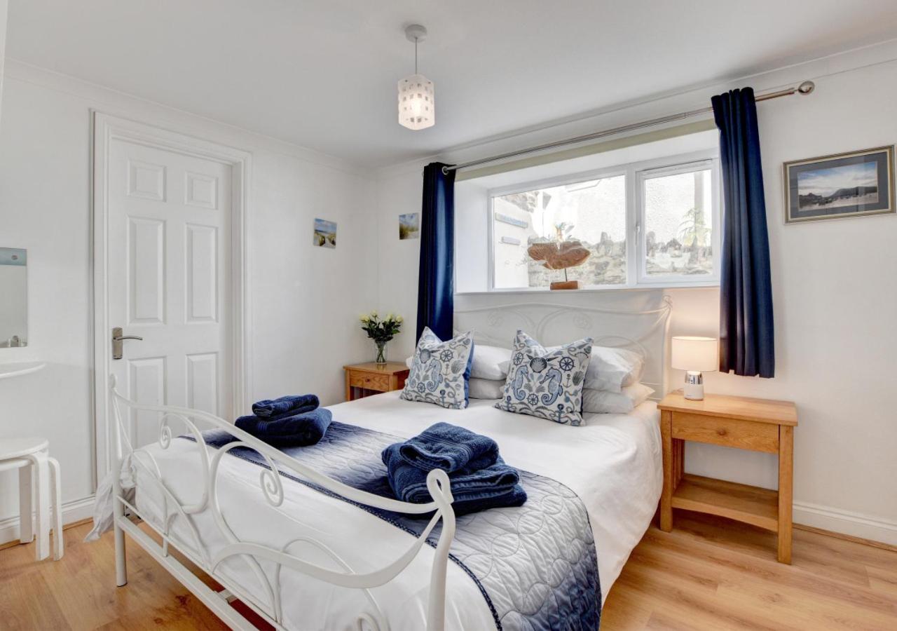 2 Bed in Woolacombe oc-beac4