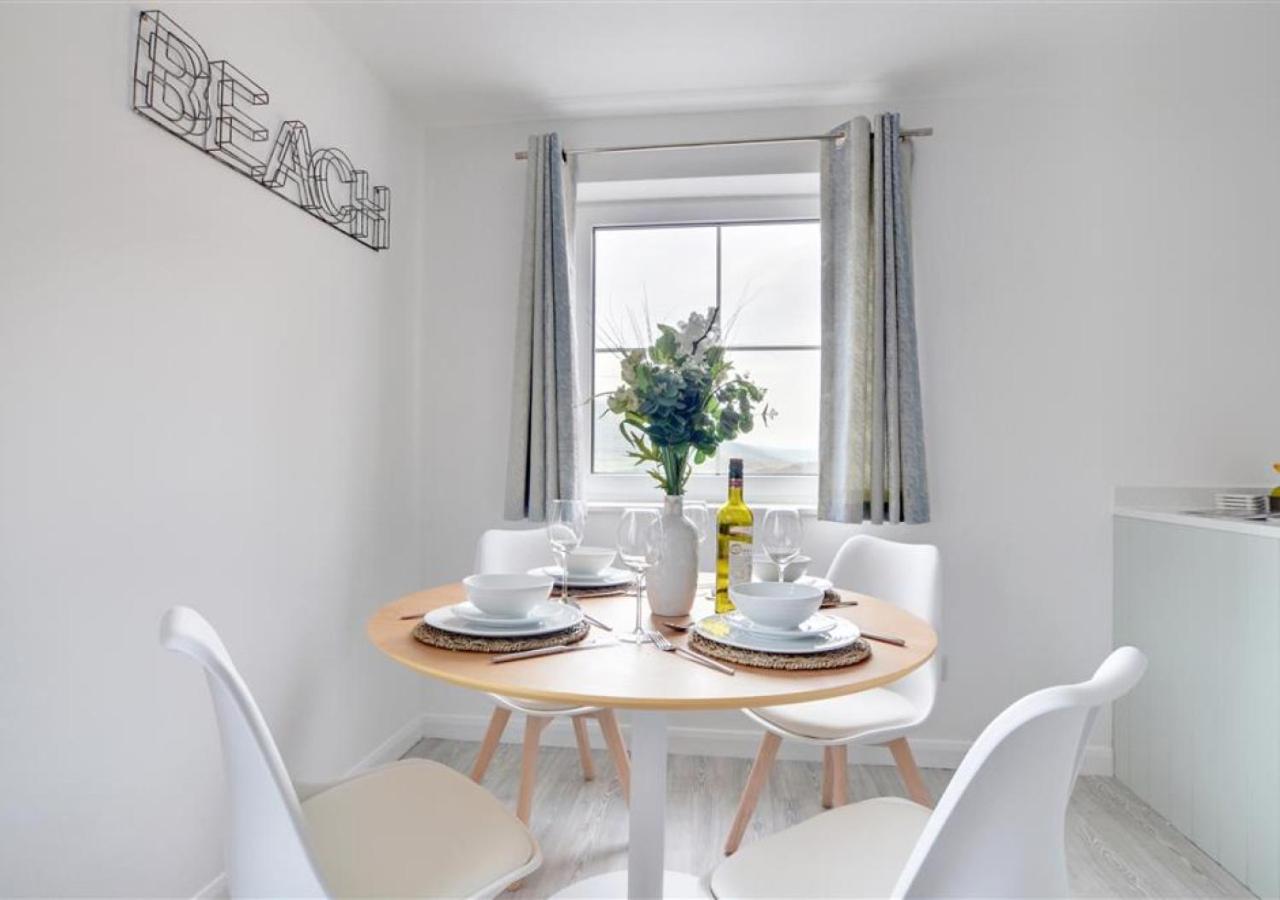 2 Bed in Woolacombe oc-bsnug view 4