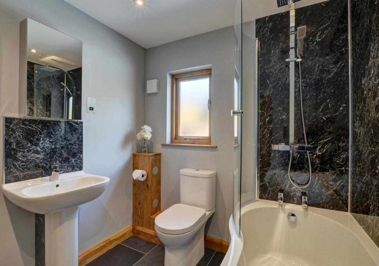 2 Bed in Landkey oc-cartl view 3