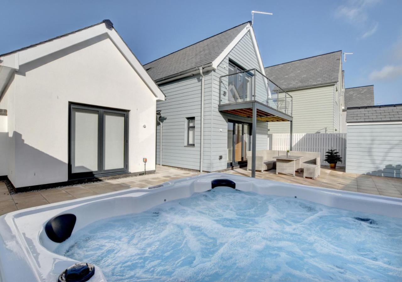 3 Bed in Westward Ho oc-cocobe
