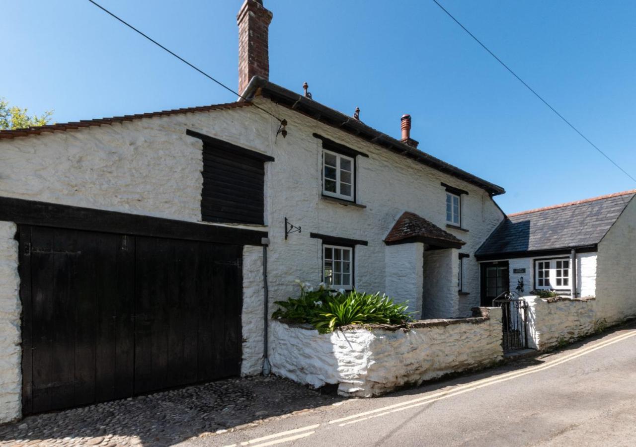 3 Bed in Berrynarbor oc-courtc