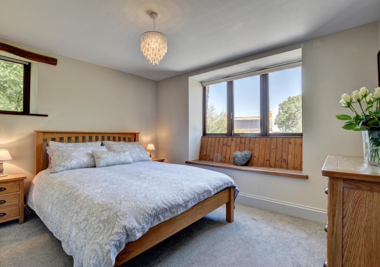 2 Bed in Lynton oc-cransb