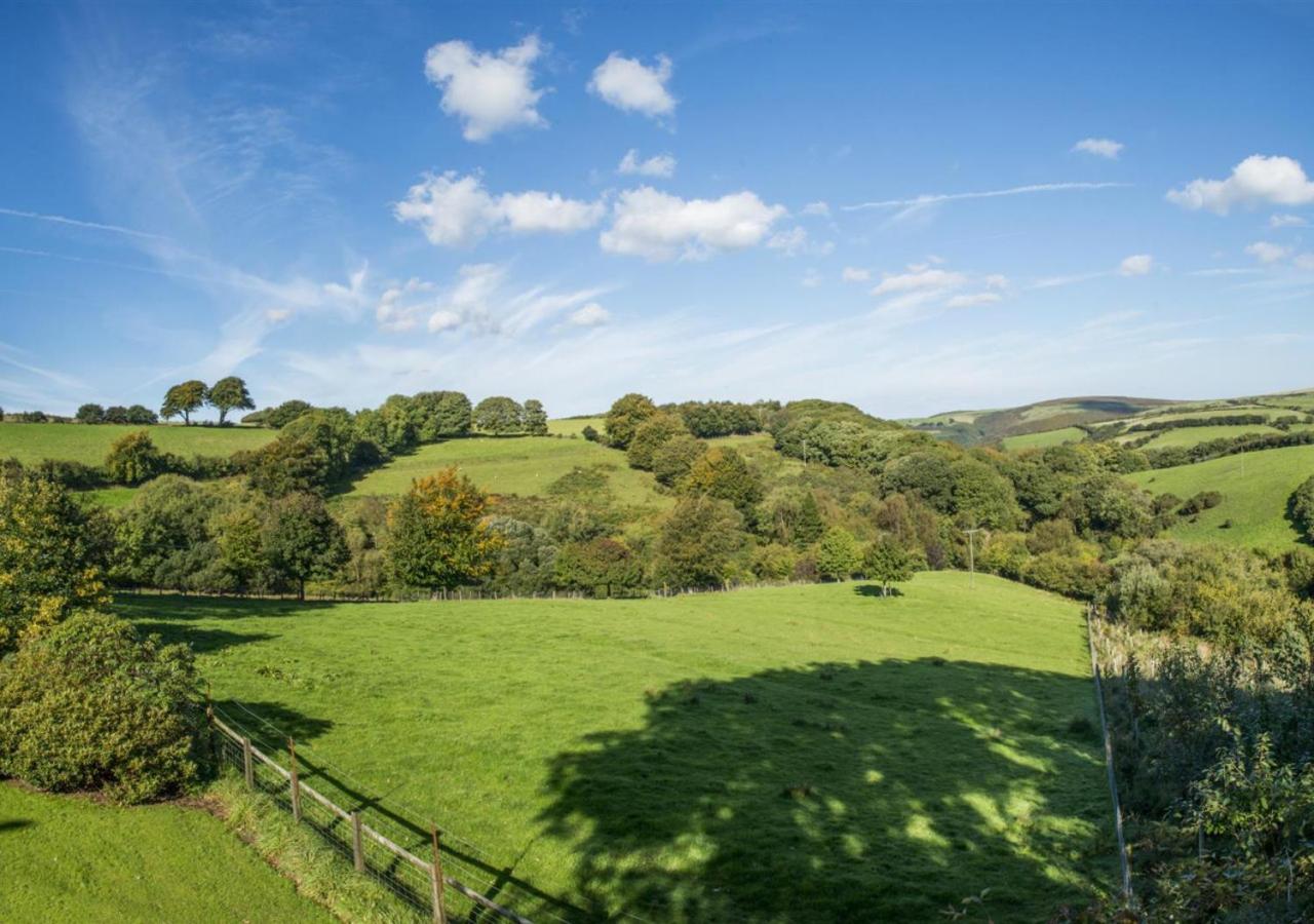 2 Bed in Lynton oc-cransb