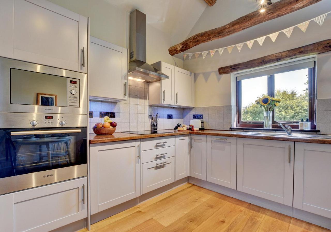 2 Bed in Lynton oc-cransb