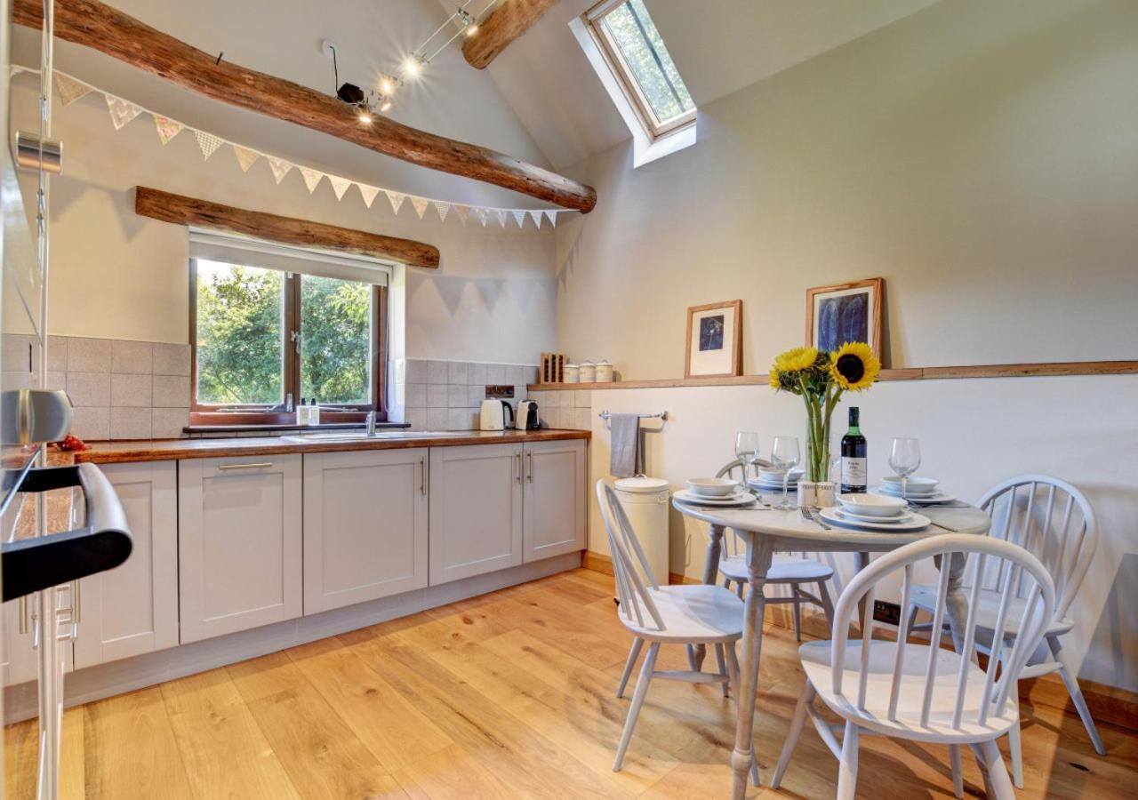 2 Bed in Lynton oc-cransb