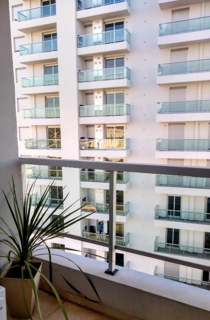 Departamento a estrenar con piscina con cochera opcional