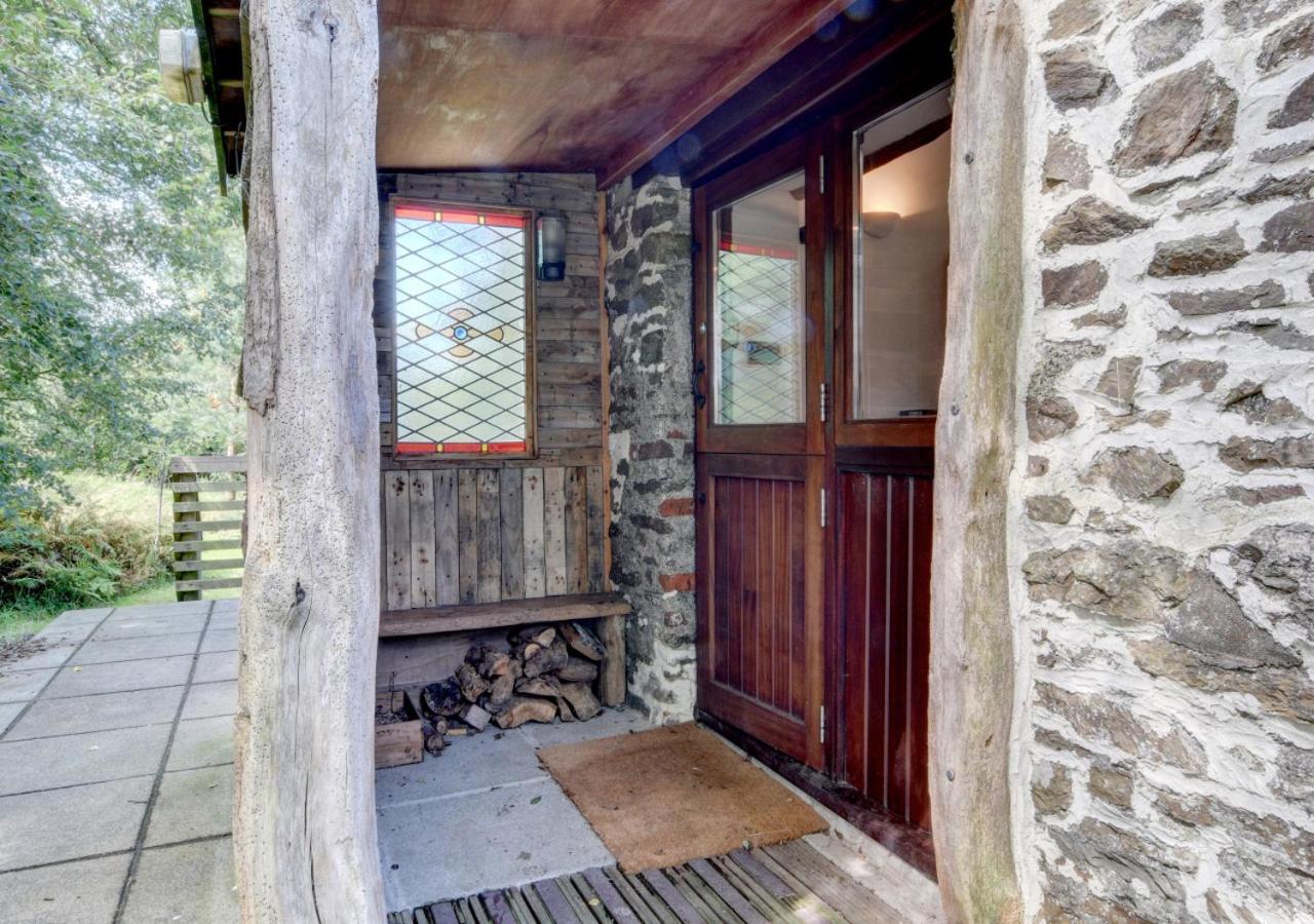 2 Bed in Lynton oc-cransb