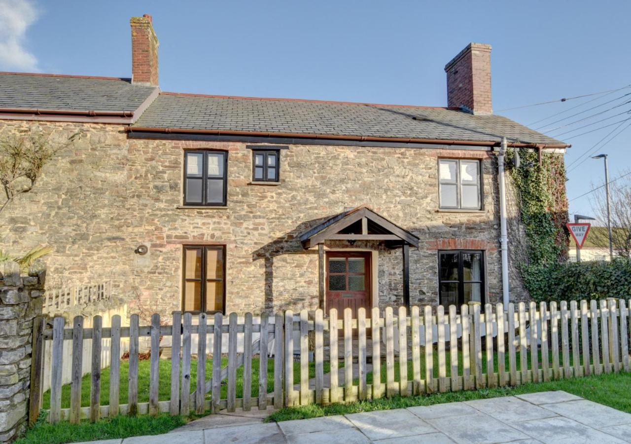 3 Bed in Braunton oc-cross