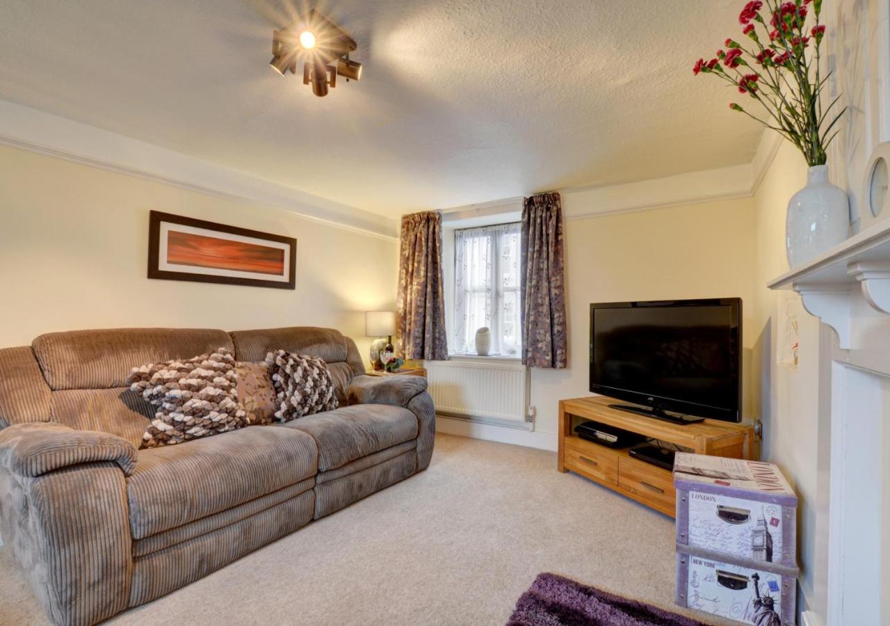 3 Bed in Braunton oc-cross