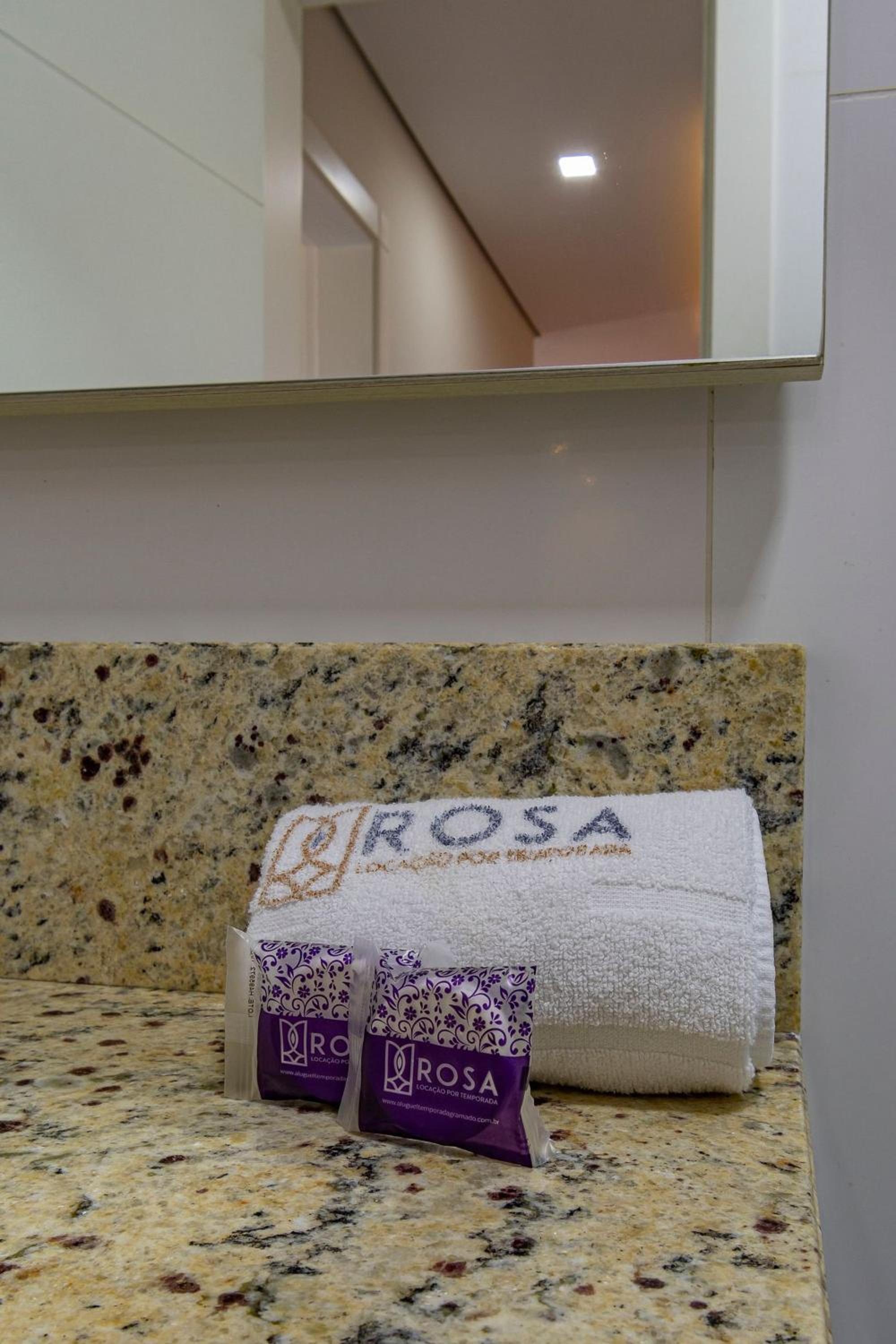 Rosa Edifício Campos de Canela