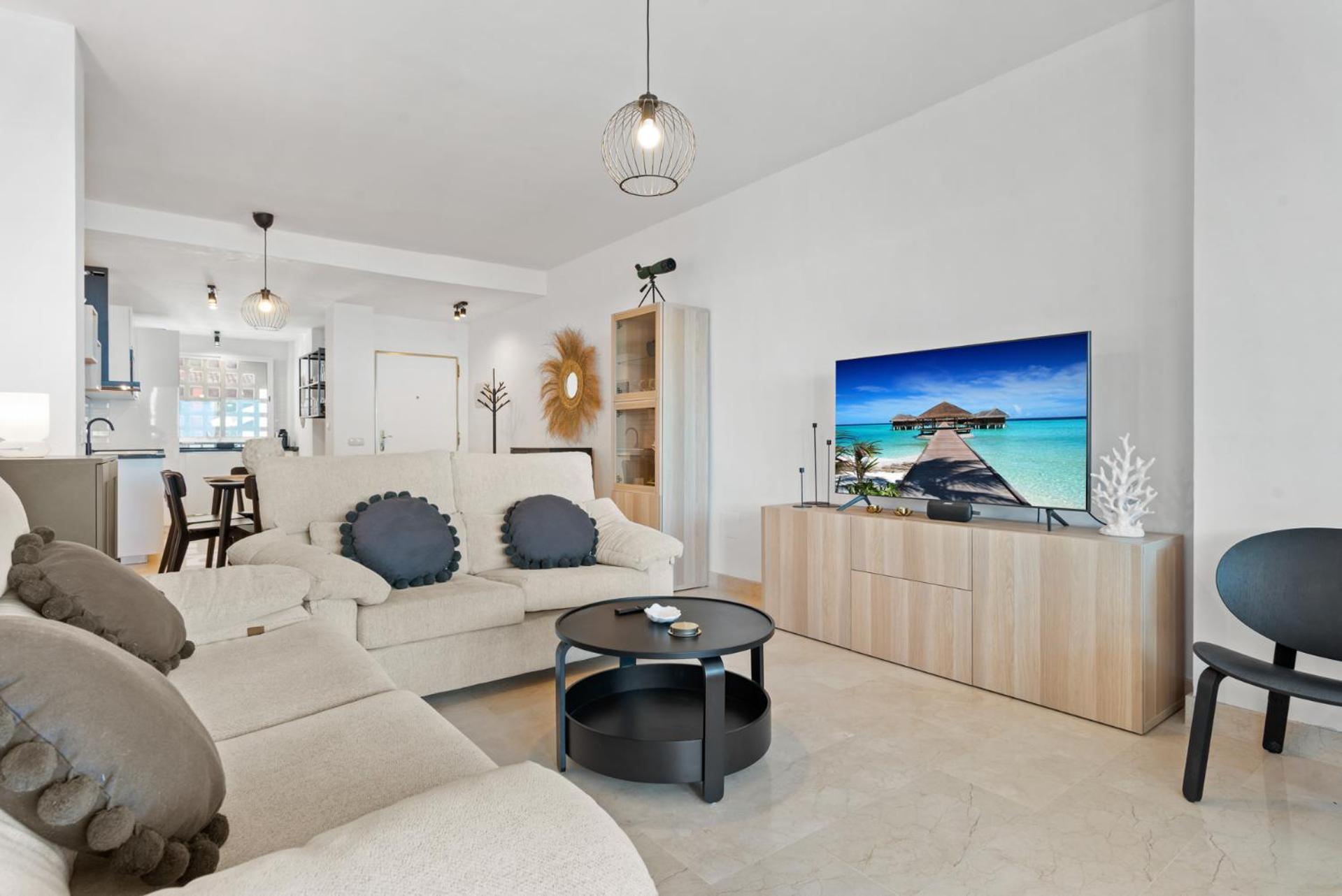 Calahonda apt by Costarentals - Ref 205 view 4