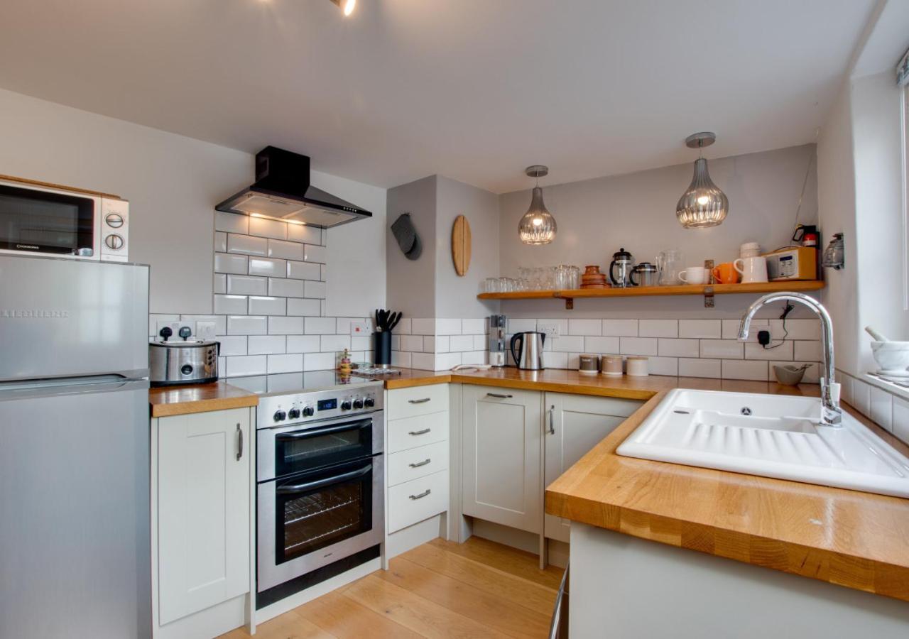 Dolphin Cottage