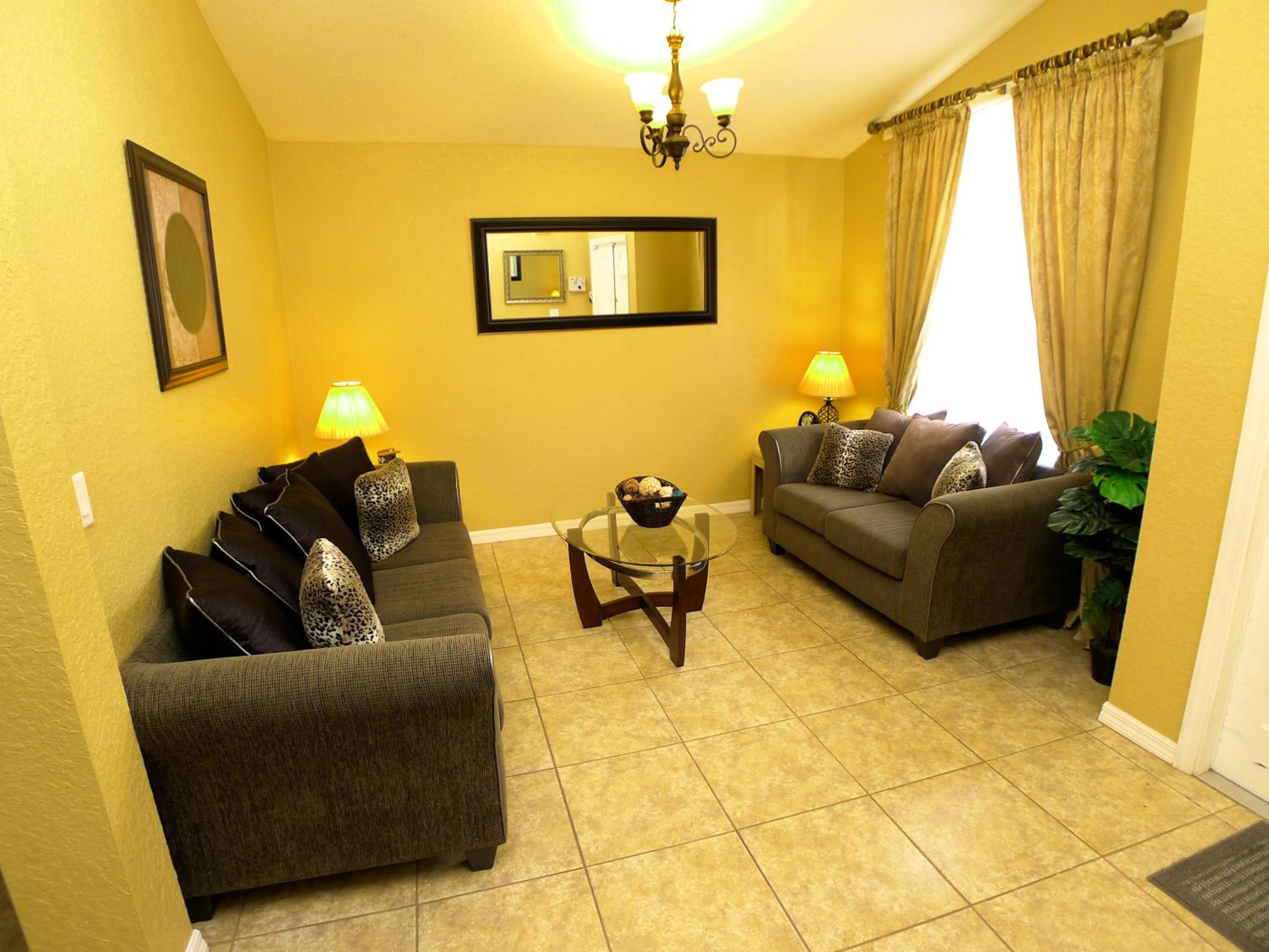 Golf Course Views Pool And Relax