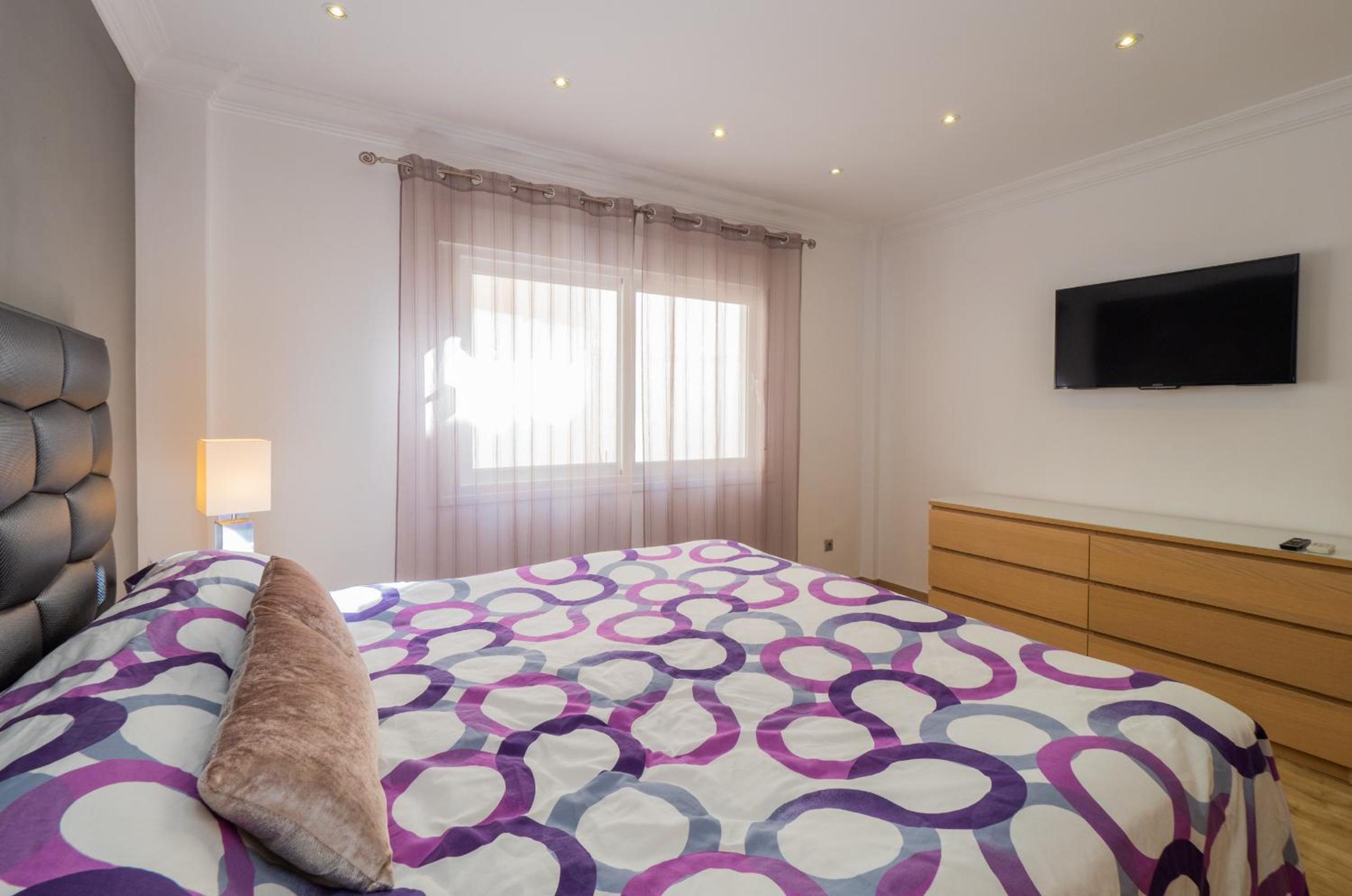 Cubo's Beach Side Apartment at La Cala