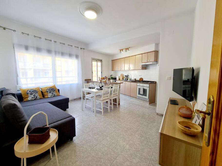 Comfy Apartment With a Castle View