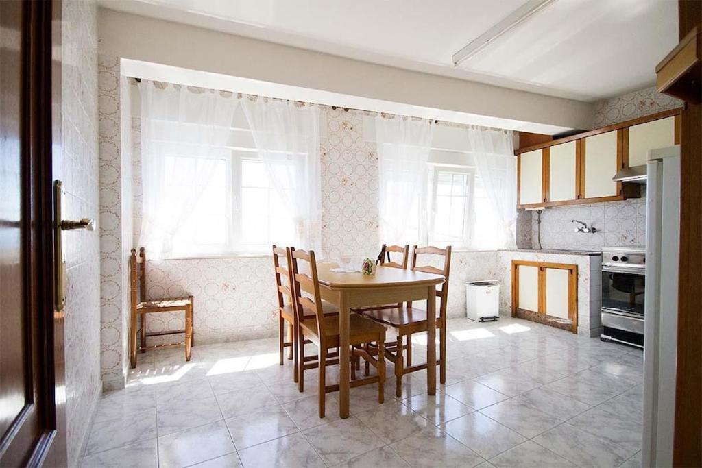 Apartment with sea views