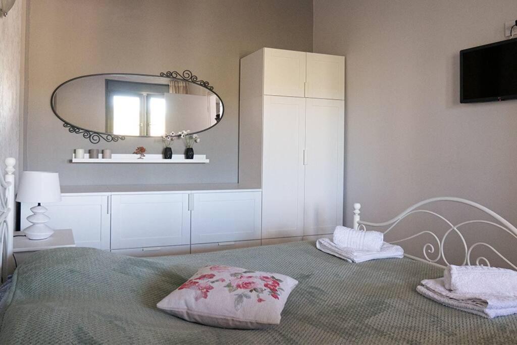 Merastri Cretan Home