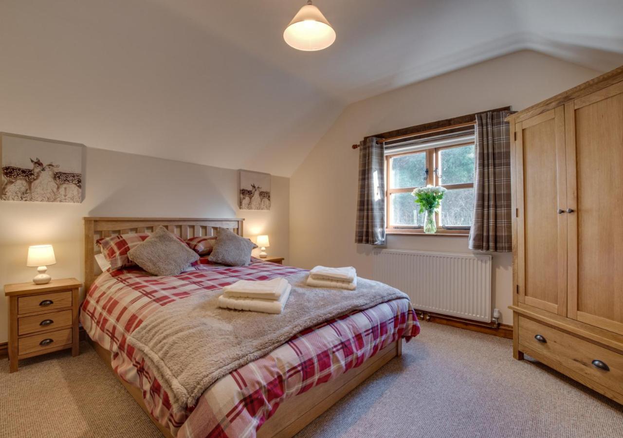 3 Bed in South Molton oc-millba view 4
