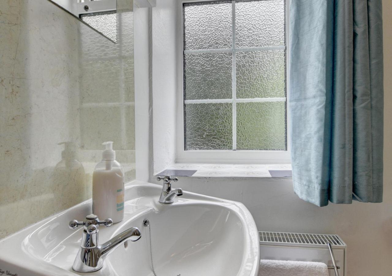 2 Bed in Westward Ho oc-n0987