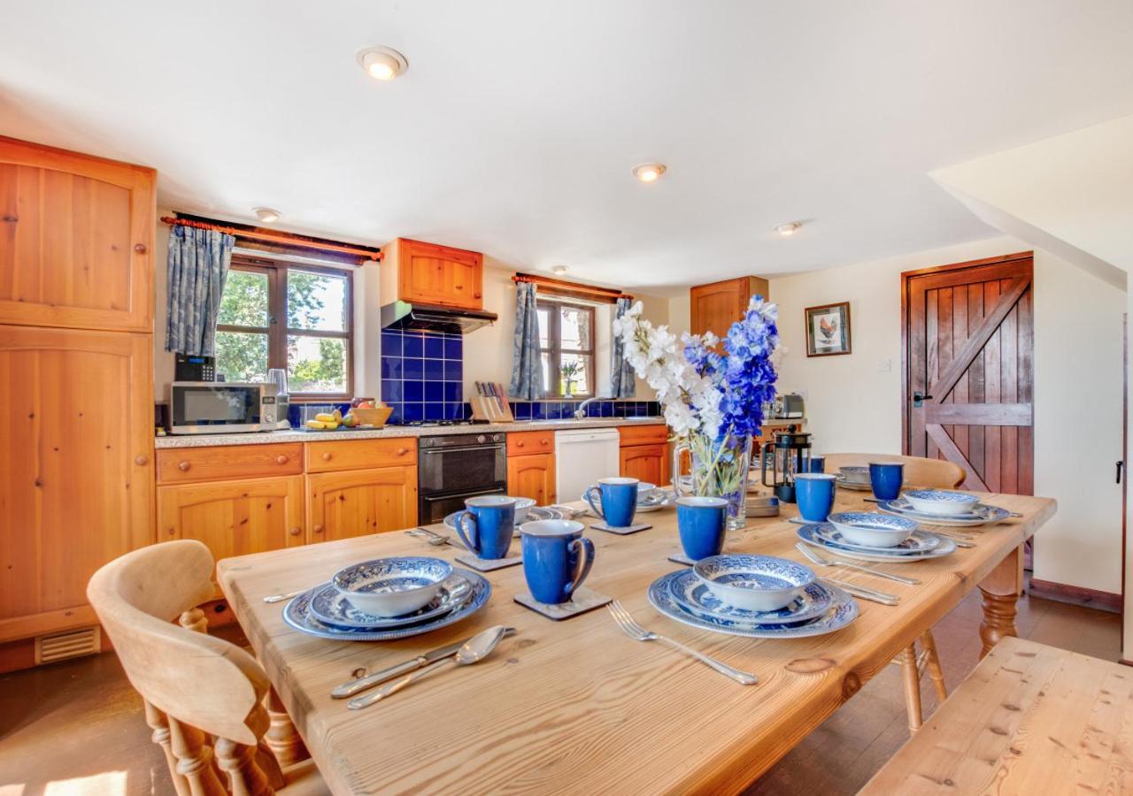 4 Bed in Westward Ho oc-n1623