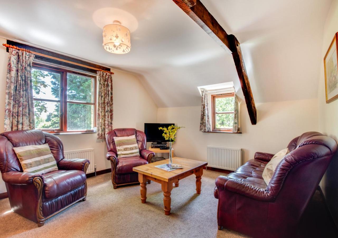 4 Bed in Westward Ho oc-n1623