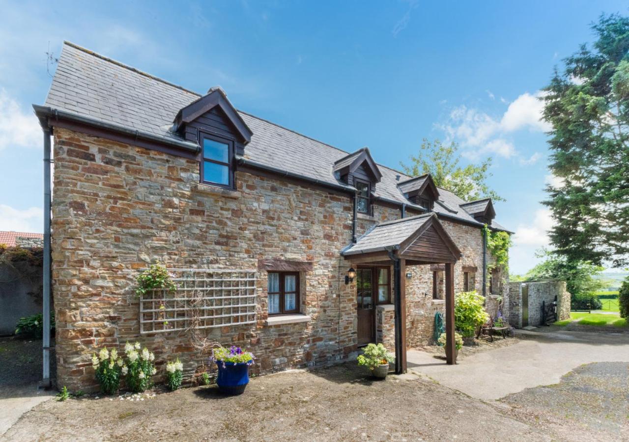 4 Bed in Westward Ho oc-n1623