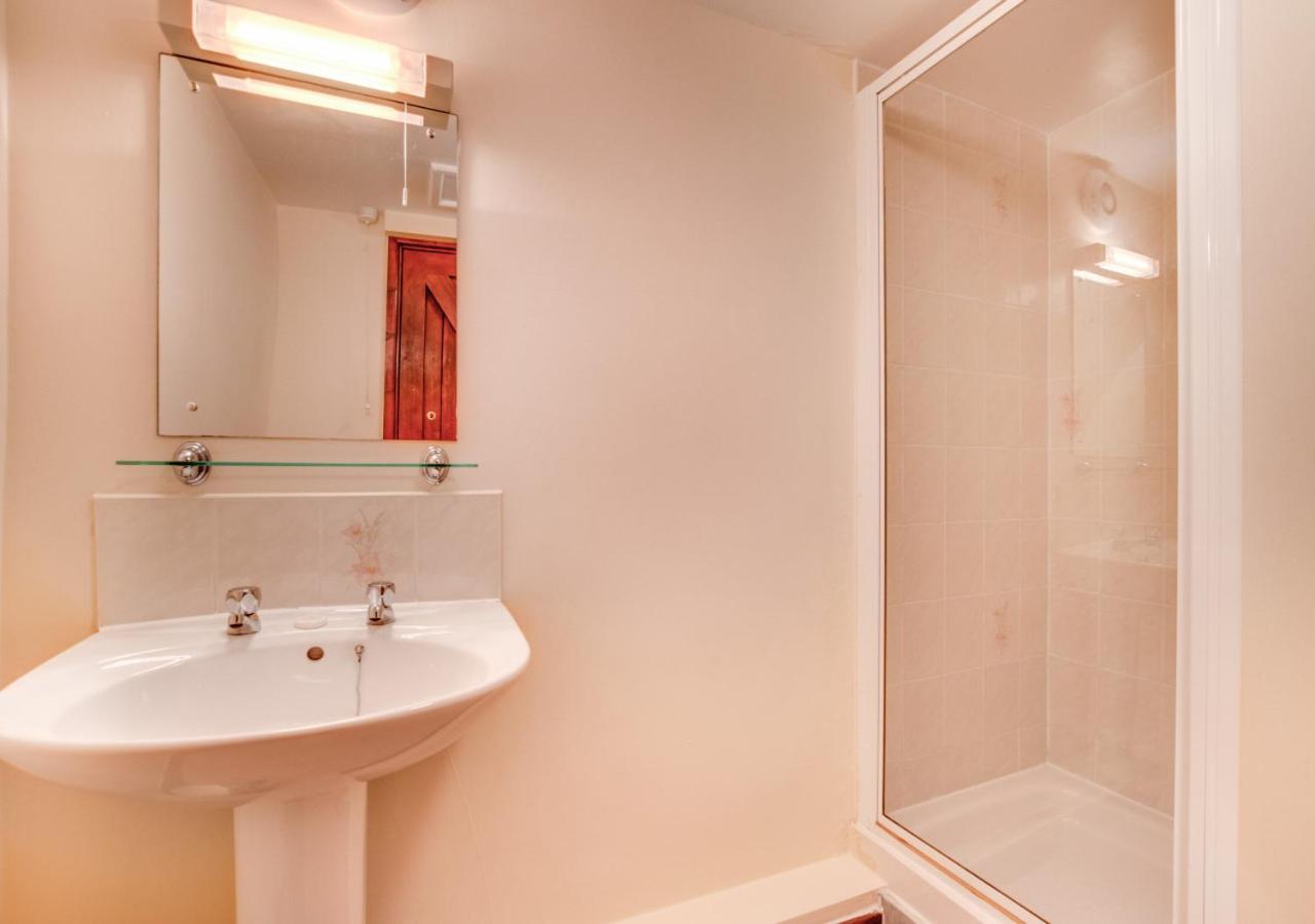 4 Bed in Westward Ho oc-n1623