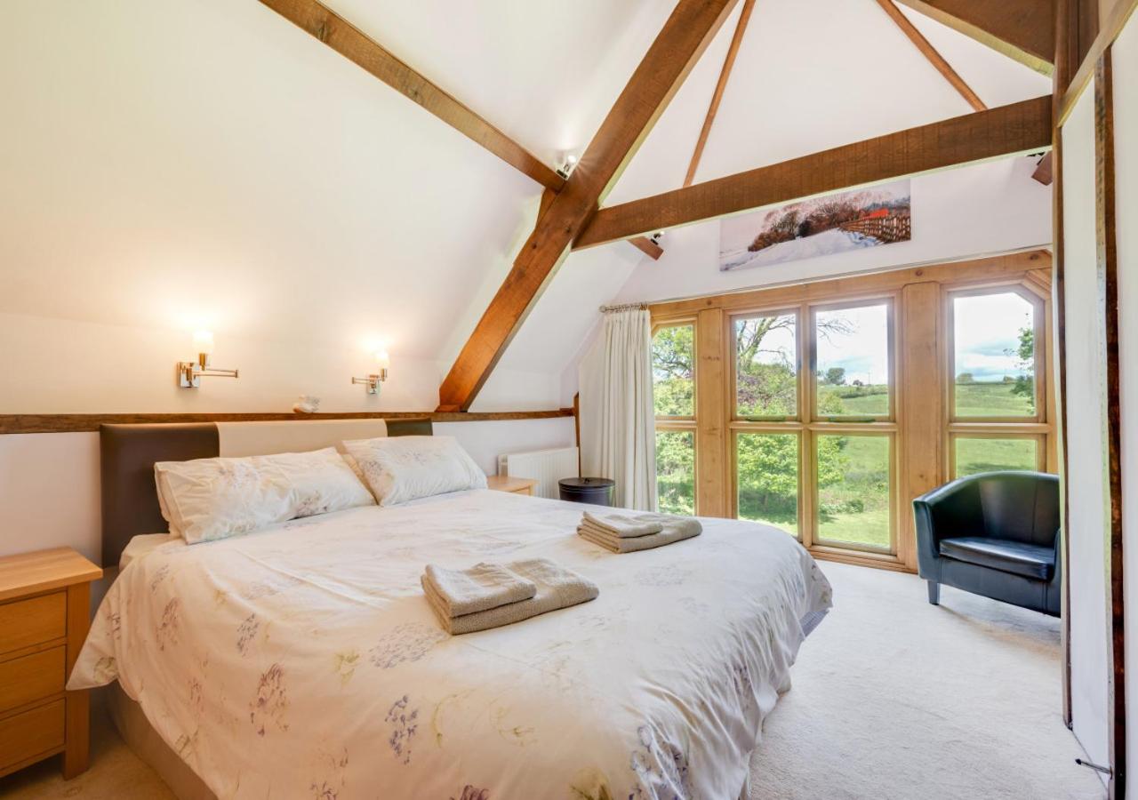 2 Bed in Meshaw oc-meadow