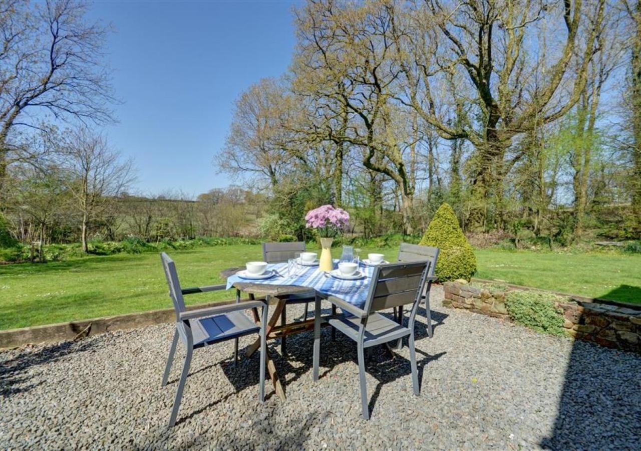 2 Bed in Meshaw oc-meadow