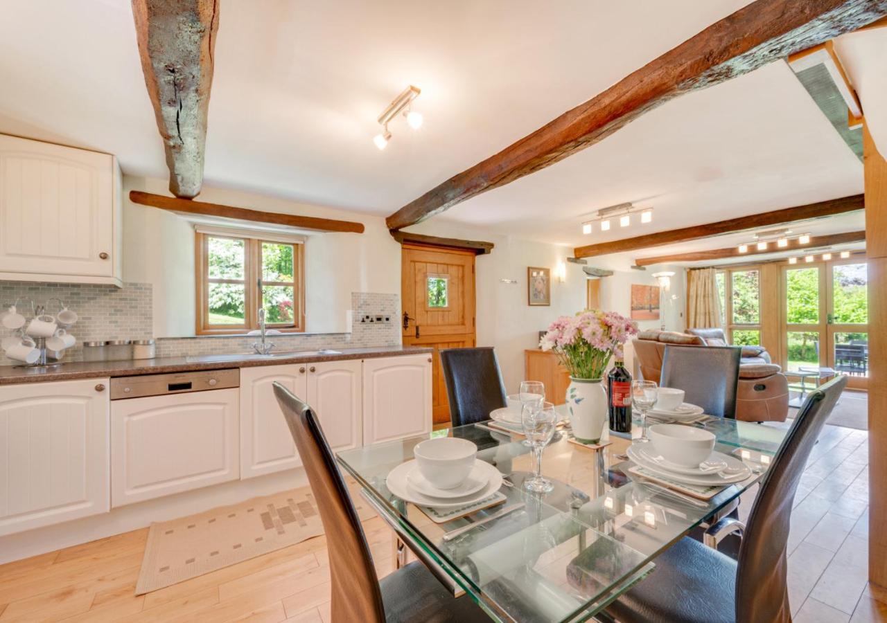 2 Bed in Meshaw oc-meadow