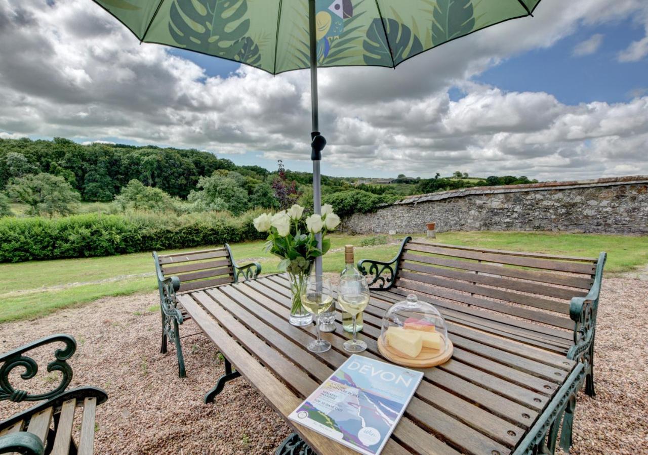 2 Bed in Rose Ash oc-nether