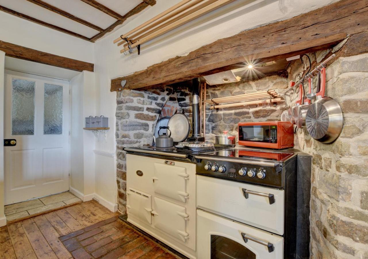 2 Bed in Rose Ash oc-nether