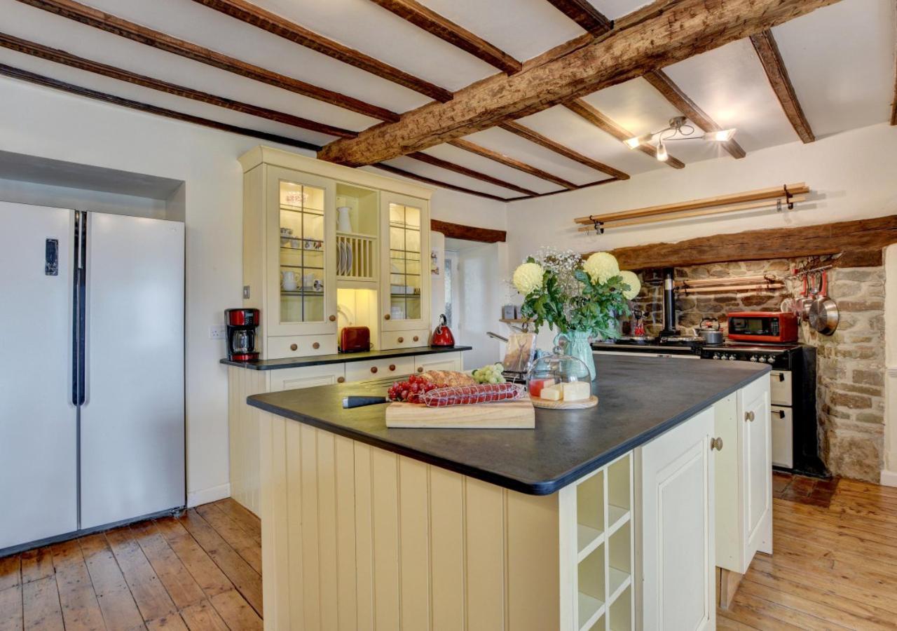2 Bed in Rose Ash oc-nether