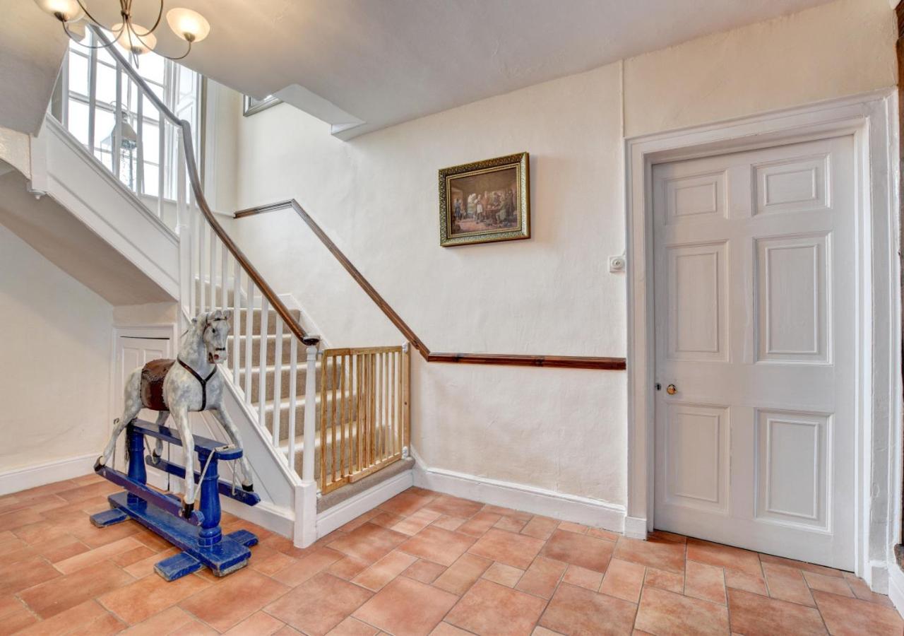2 Bed in Rose Ash oc-nether