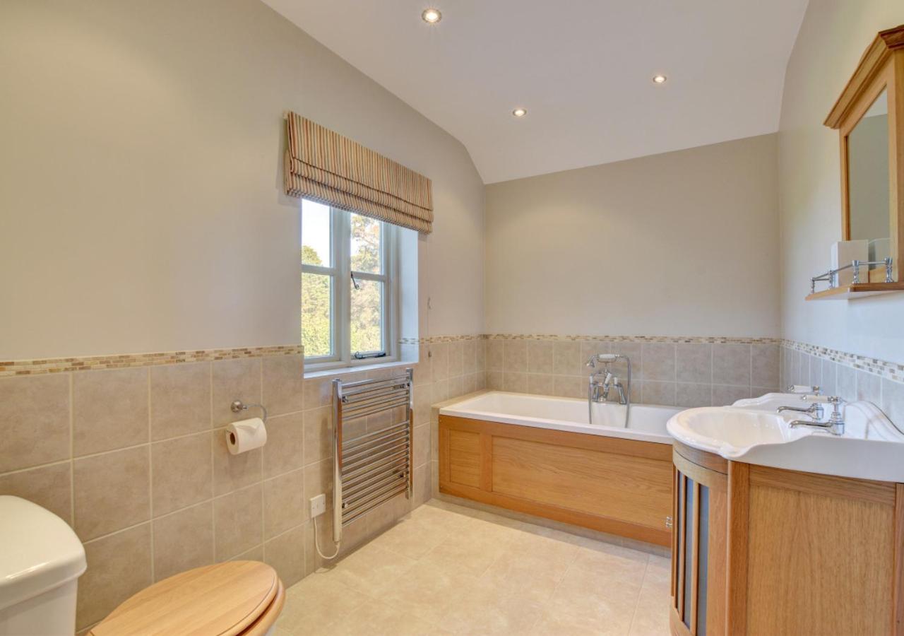 3 Bed in Burrington oc-northc