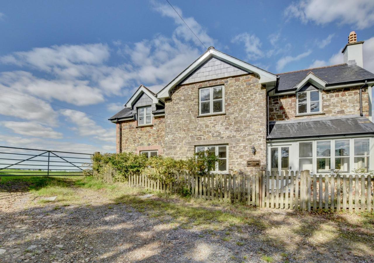 3 Bed in Burrington oc-northc