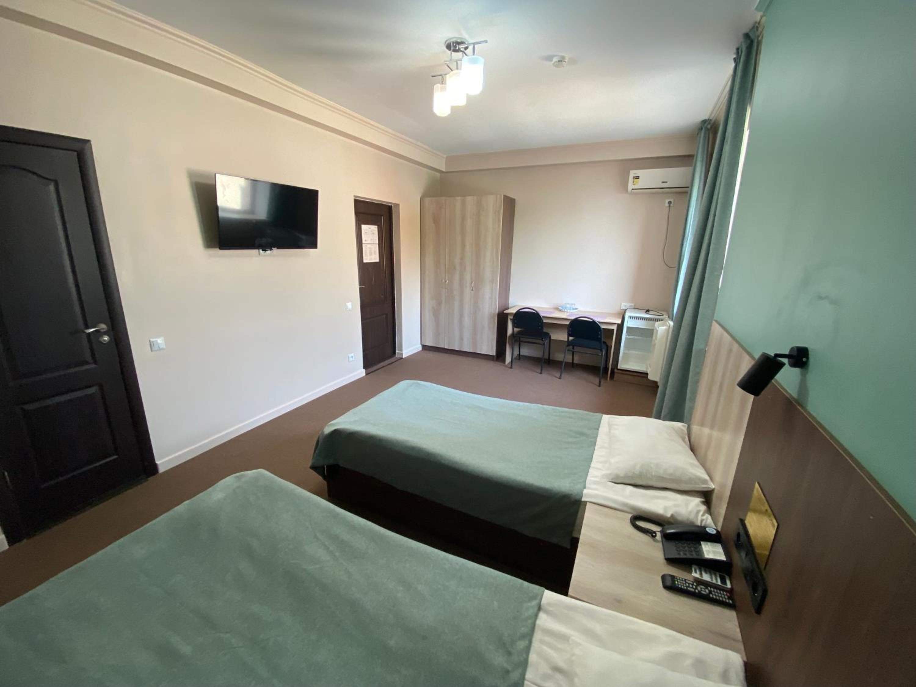 Ulpan Mini Hotel — photo 44