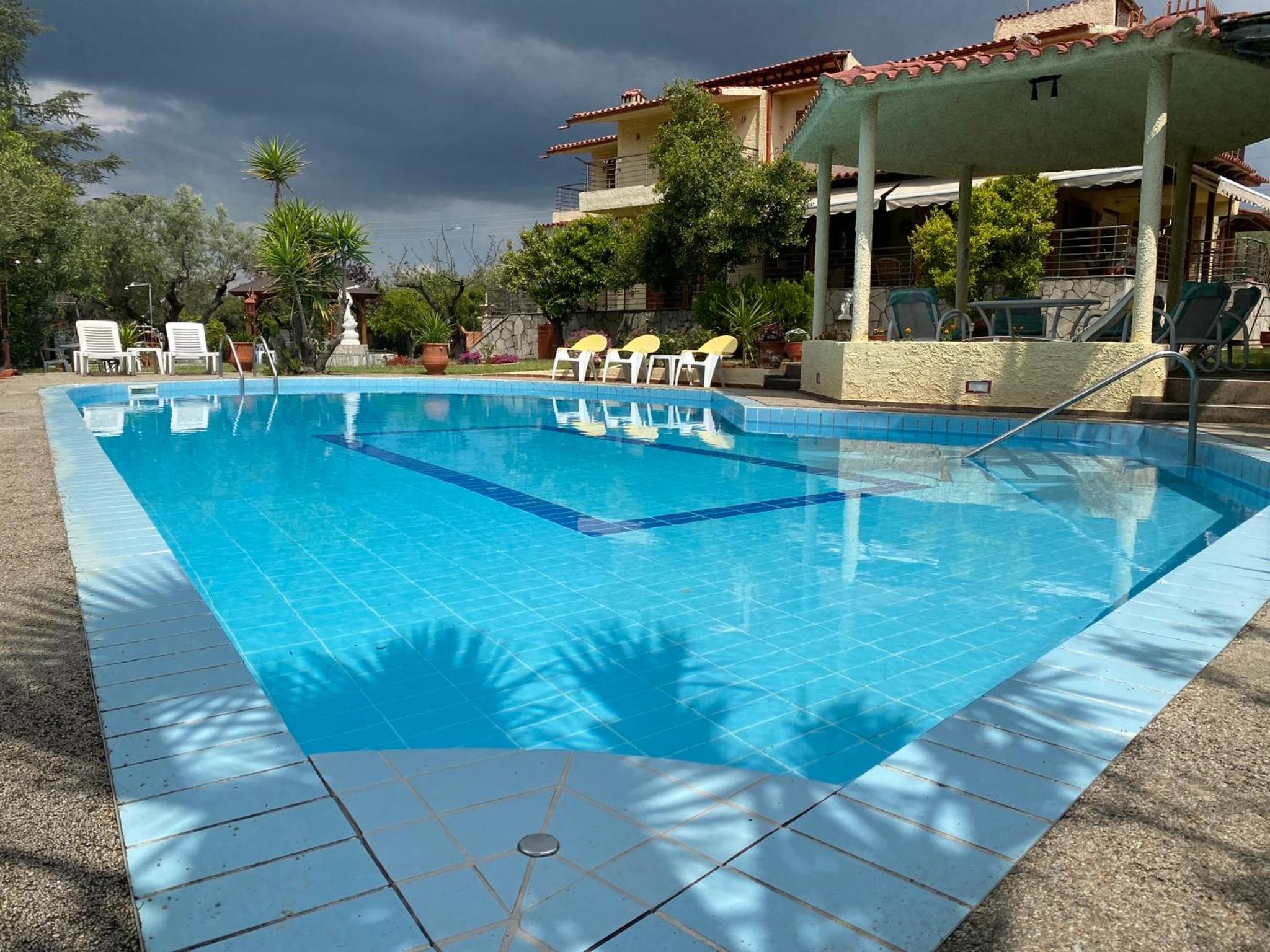 Eirini's ART HOUSE view 4