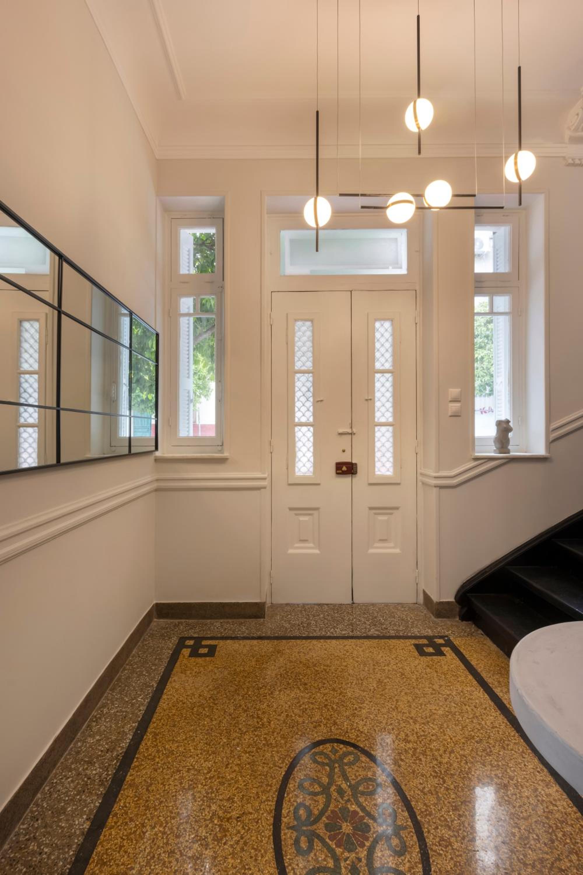 Acropolis Villa 3BR 9ppl 10 minutes Metro&Museum