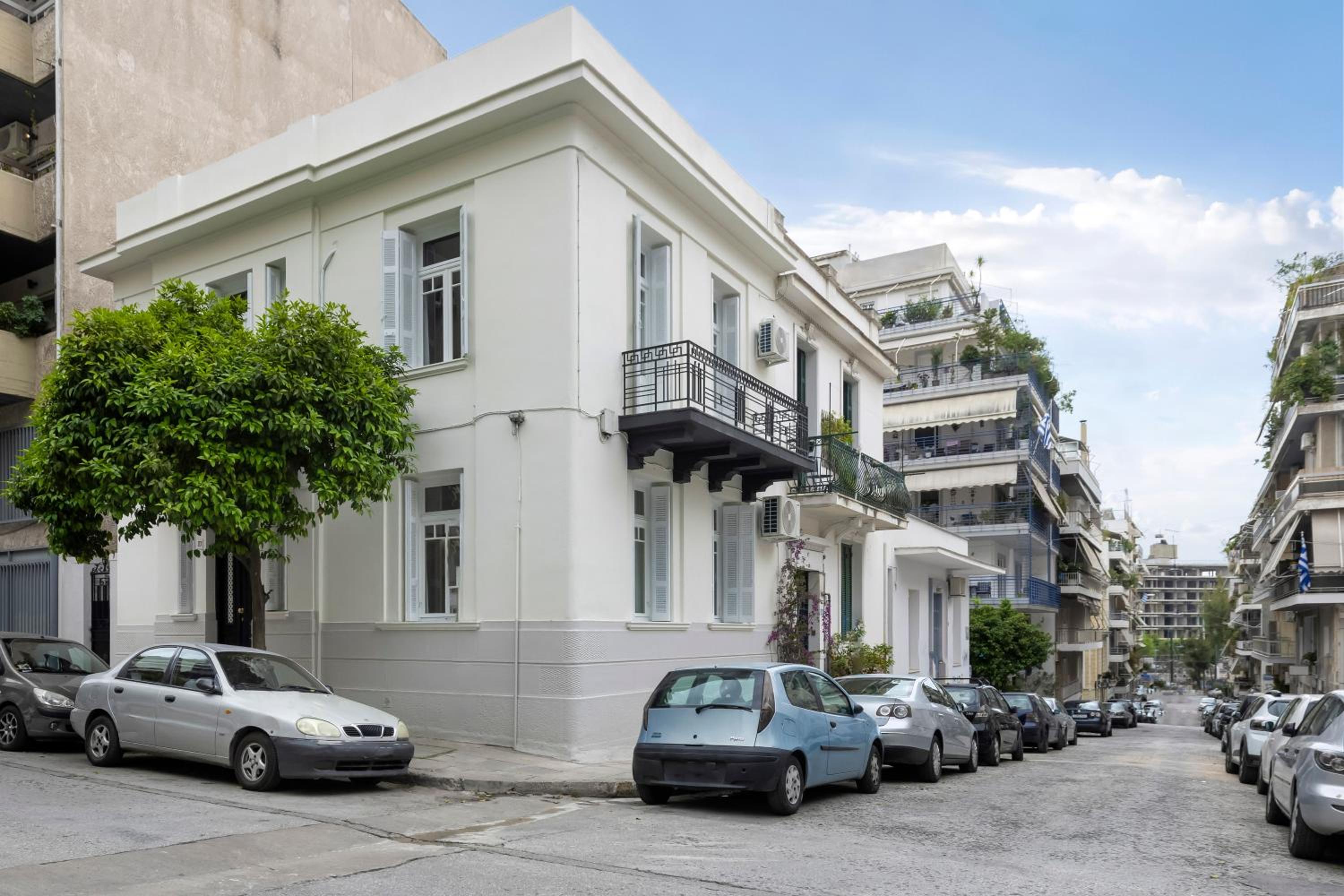 Acropolis Villa 3BR 9ppl 10 minutes Metro&Museum