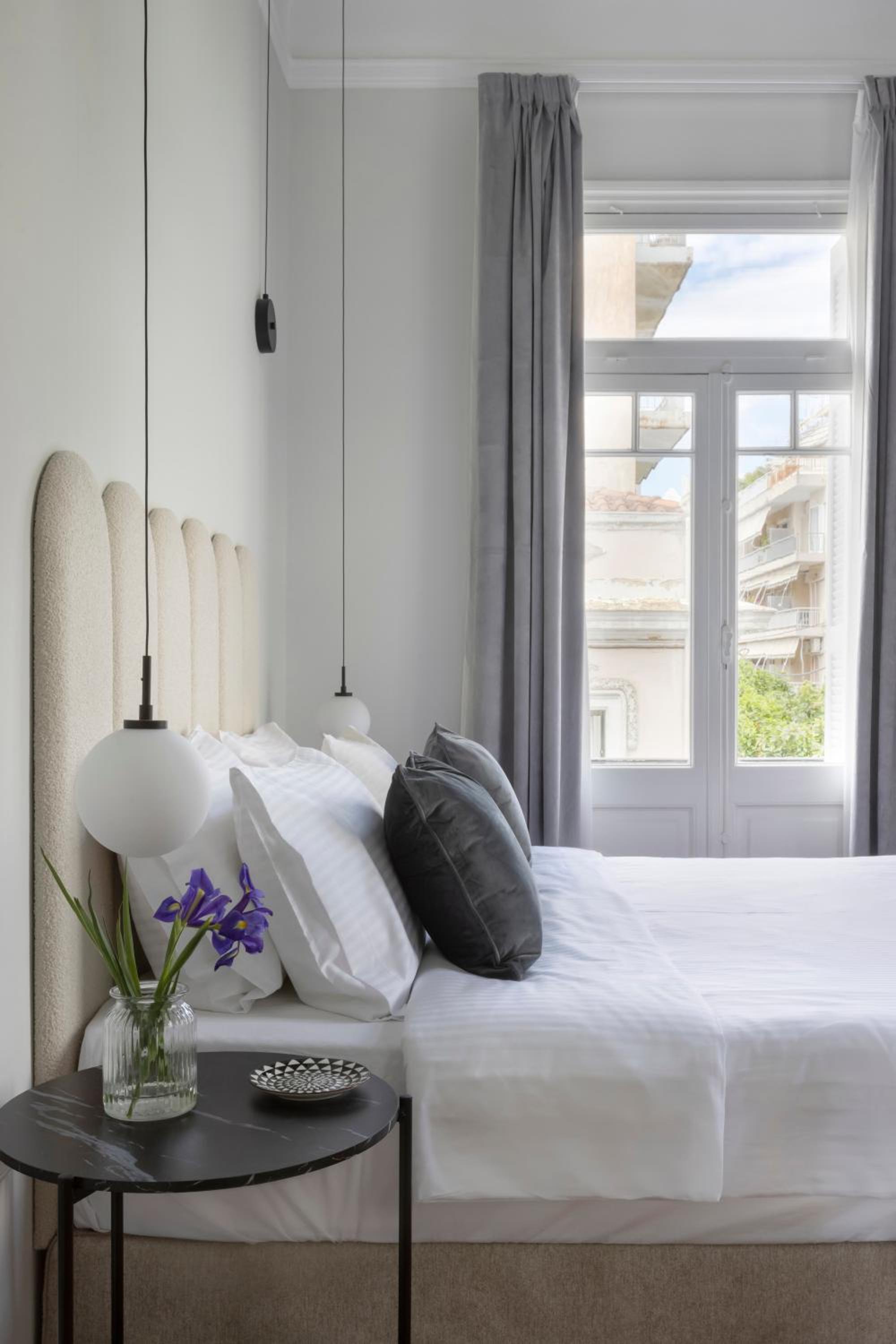 Acropolis Villa 3BR 9ppl 10 minutes Metro&Museum