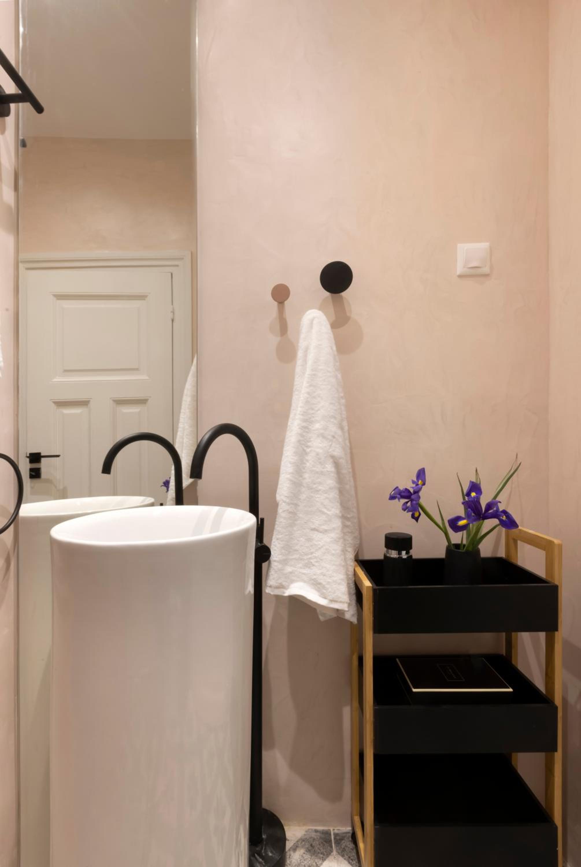 Acropolis Villa 3BR 9ppl 10 minutes Metro&Museum