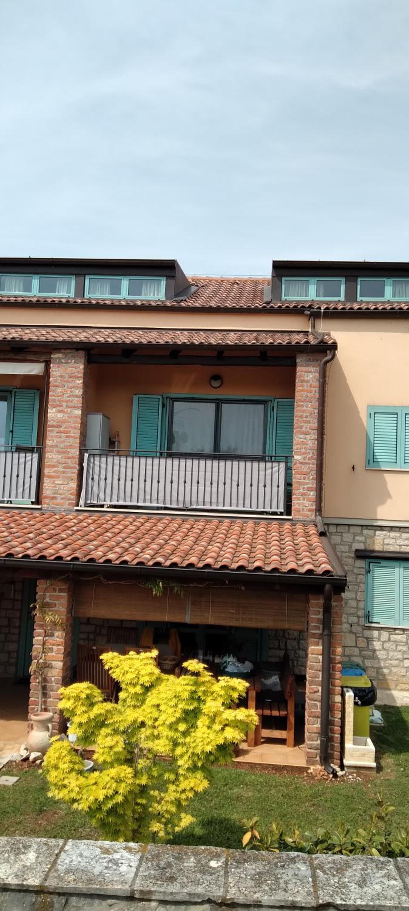Apartment BELLA VISTA with swimming pool and tennis court