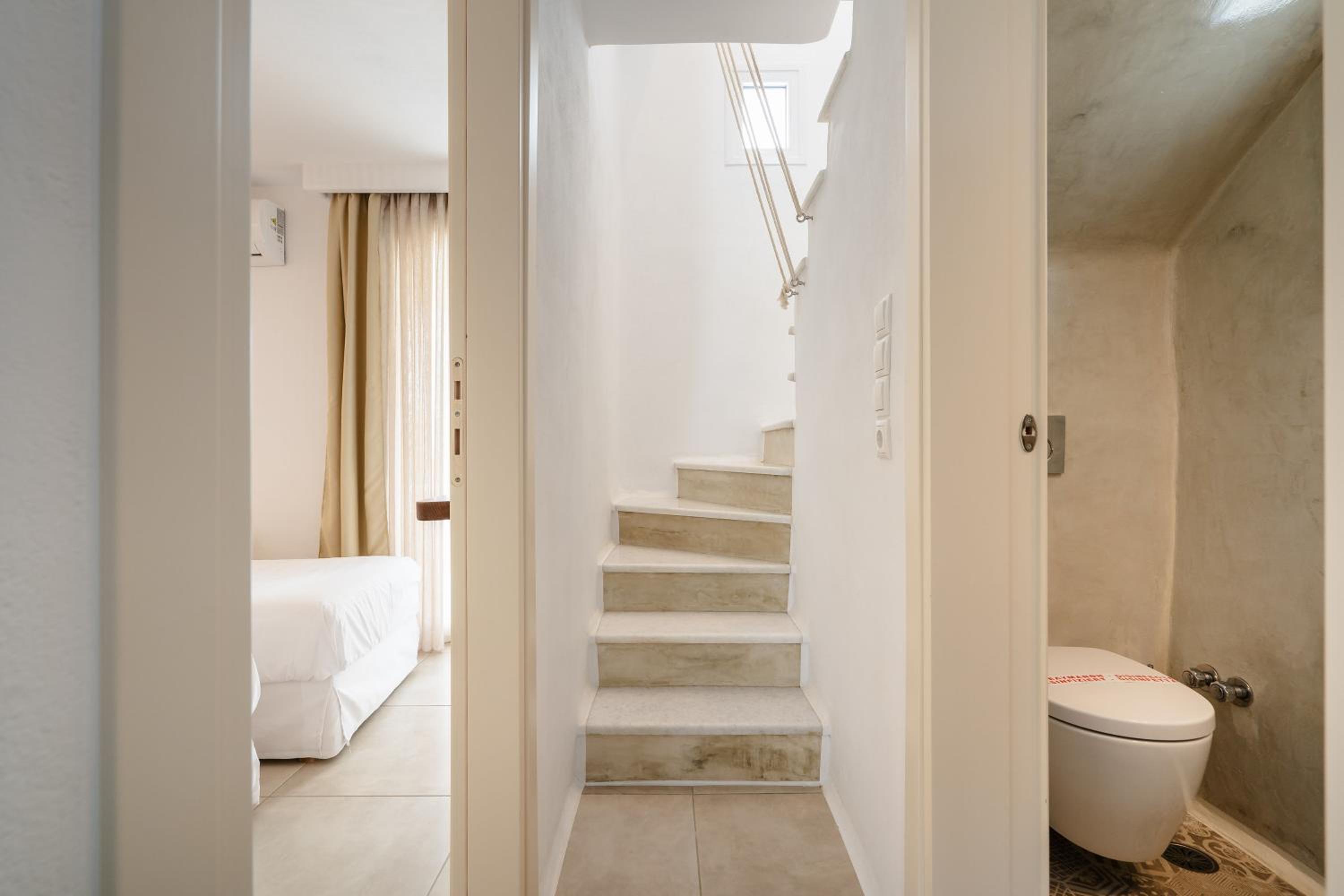 Santo Concept Luxury Villas view 4