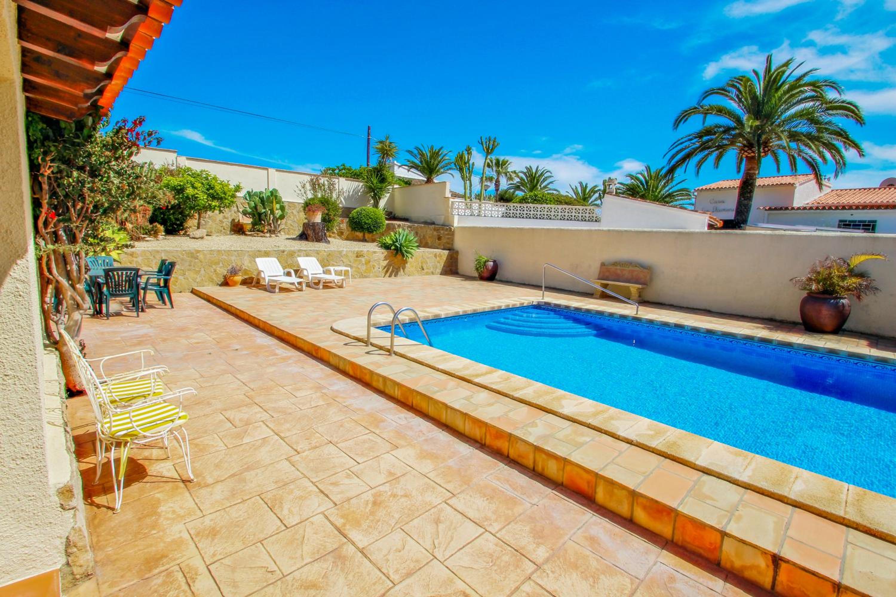 Alice - holiday home with private swimming pool in Benissa view 3