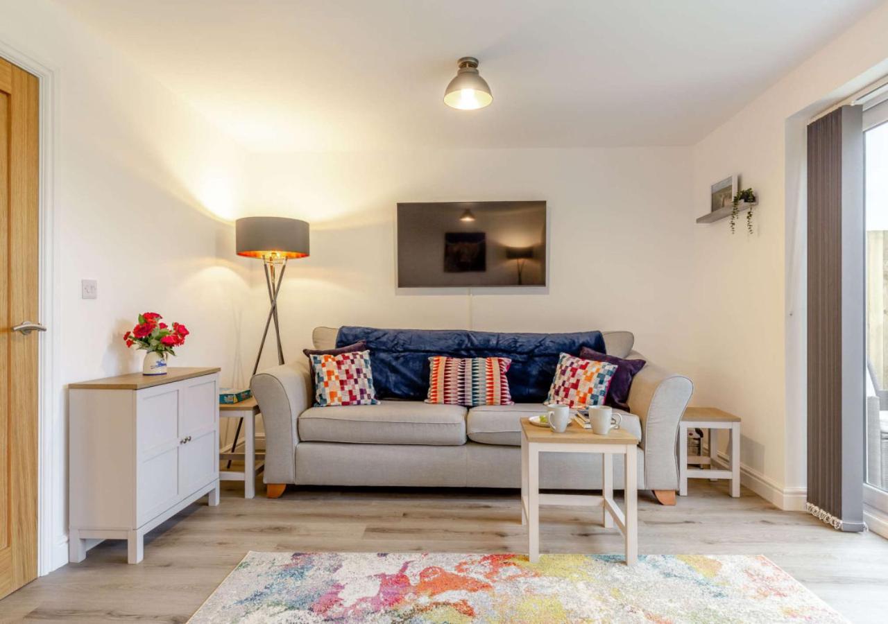 3 Bed in Penrose oc-butcup