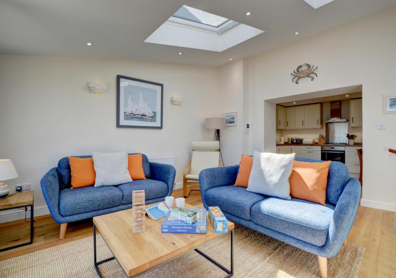 3 Bed in Appledore oc-rockro view 5