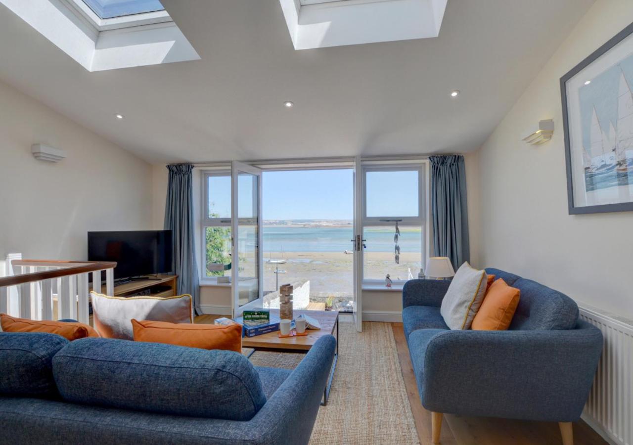 3 Bed in Appledore oc-rockro view 4