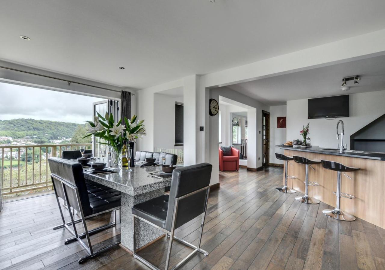 4 Bed in Ilfracombe oc-rockho