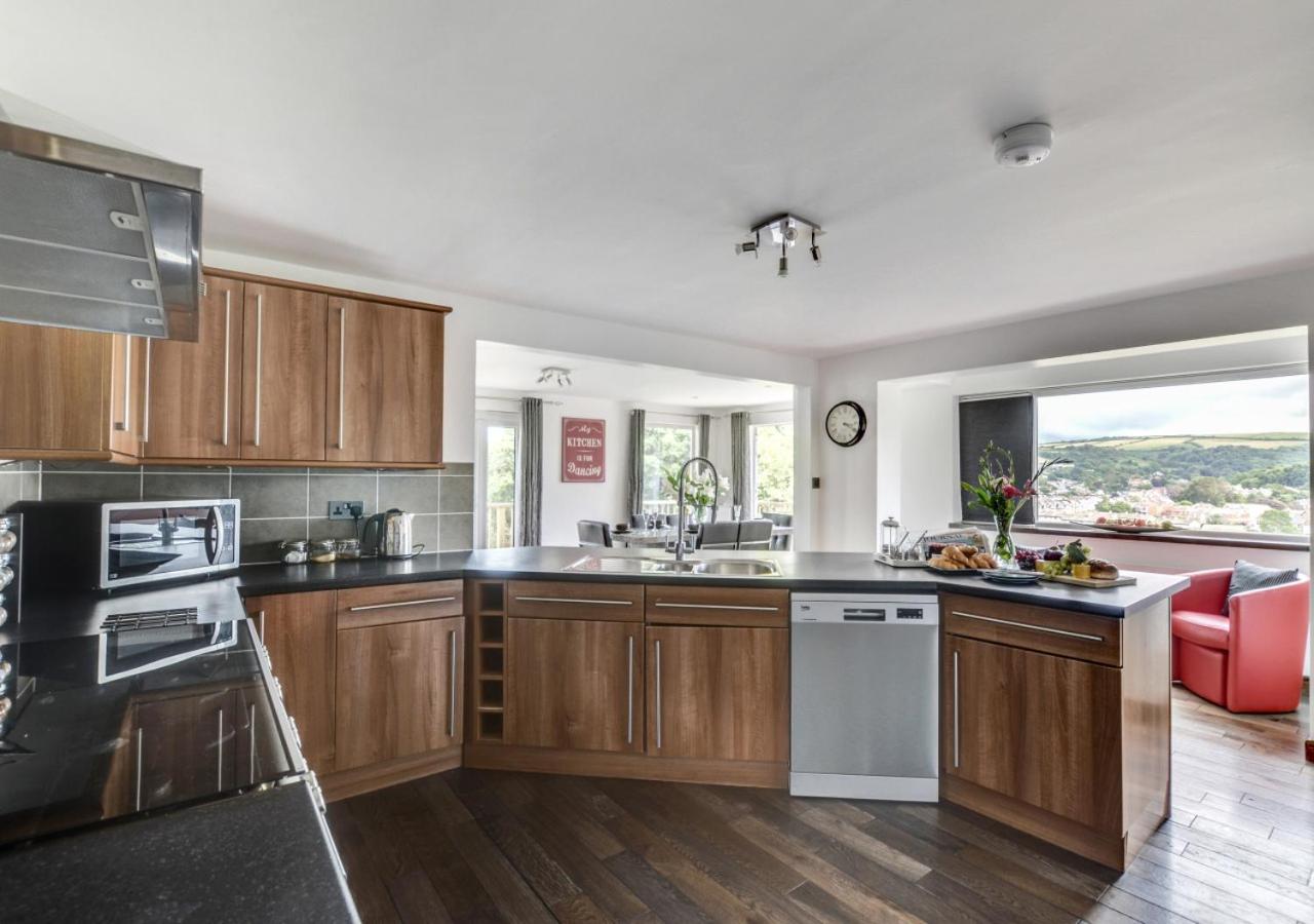 4 Bed in Ilfracombe oc-rockho